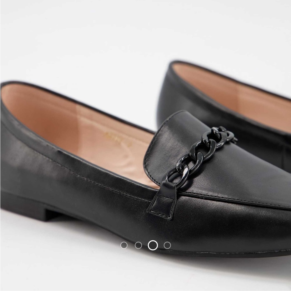 RAID Wide Fit Black Loafers with Chain Detailing Size 8.5